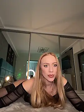 RockQueen A online show from November 2025 04:26:02 AM