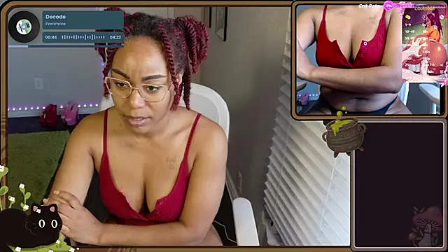 Snapshot of Cheybaaee chatting on March 2026 05:17:02 PM Cheybaaee online show from March 2026 05:17:02 PM