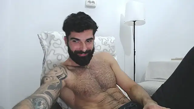 Verycutex online show from February 2025 08:28:01 PM