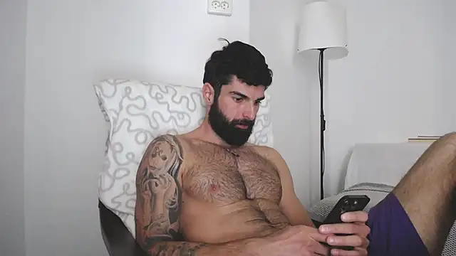 Verycutex online show from February 2025 10:08:02 AM