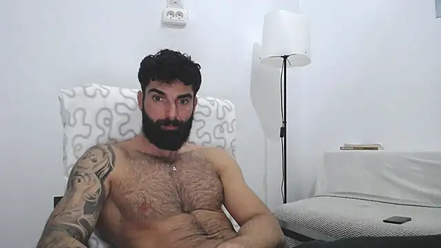 Verycutex online show from February 2025 05:35:01 PM