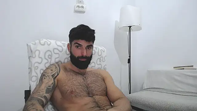 Verycutex online show from February 2025 03:27:01 PM