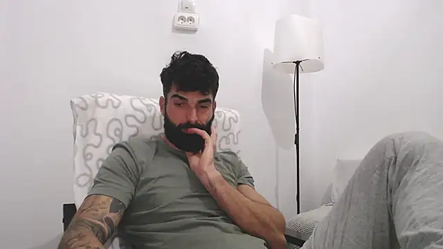 Verycutex online show from March 2025 07:26:02 PM