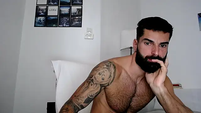 Verycutex online show from October 2025 07:18:02 AM