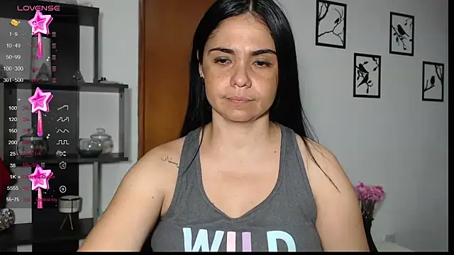 Snapshot of selena_ferri chatting on January 2025 01:45:02 AM selena ferri online show from January 2025 01:45:02 AM