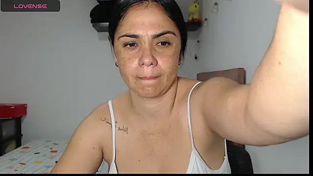 Snapshot of selena_ferri chatting on November 2025 12:31:02 AM selena ferri online show from November 2025 12:31:02 AM