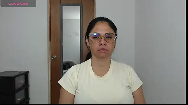 Snapshot of selena_ferri chatting on February 2026 06:49:02 PM selena ferri online show from February 2026 06:49:02 PM