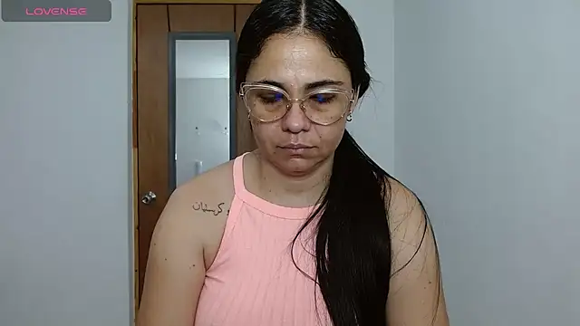 Snapshot of selena_ferri chatting on March 2026 08:25:02 PM selena ferri online show from March 2026 08:25:02 PM