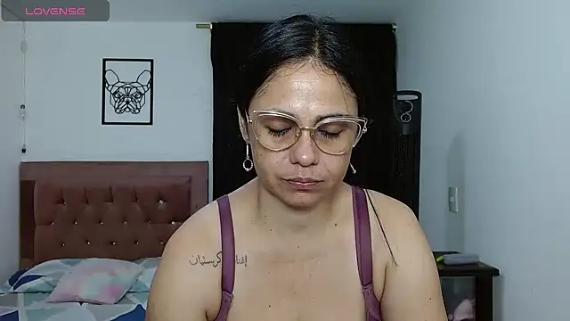selena ferri online show from May 2026 01:55:01 AM