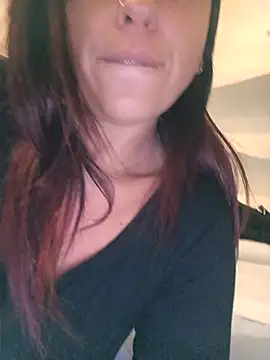 Snapshot of allyson22andy chatting on January 2025 09:36:01 PM allyson22andy online show from January 2025 09:36:01 PM