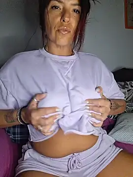 allyson22andy online show from March 2026 09:28:01 PM