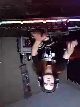 Snapshot of Abigailx69 chatting on October 2025 01:38:01 AM Abigailx69 online show from October 2025 01:38:01 AM