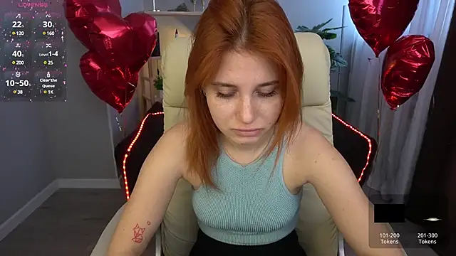 Snapshot of EmilyFoxxi chatting on February 2025 10:40:02 AM EmilyFoxxi online show from February 2025 10:40:02 AM