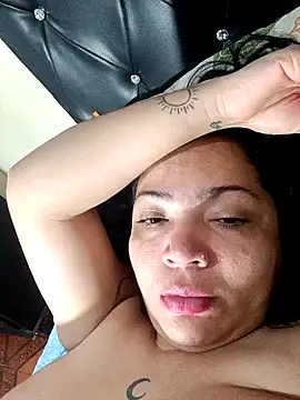 NIKOLE1301 online show from December 2024 10:35:02 PM