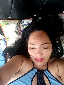 NIKOLE1301 online show from December 2024 02:54:02 PM