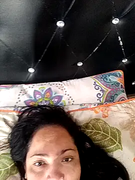 NIKOLE1301 online show from January 2025 09:00:02 PM