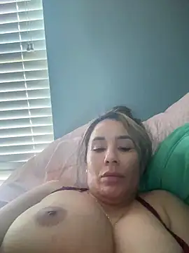 Snapshot of Aw_ThROAt9 chatting on March 2026 03:40:02 PM Aw ThROAt9 online show from March 2026 03:40:02 PM