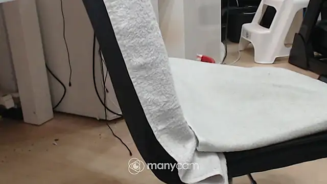 Supermen12171 online show from December 2024 10:45:02 AM