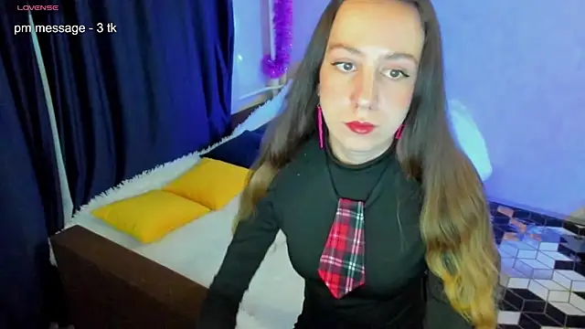 CurlySteph online show from March 2025 05:28:02 PM