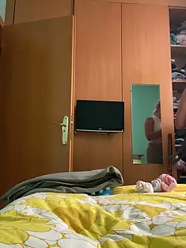 Snapshot of camelia3 chatting on January 2025 12:16:02 PM camelia3 online show from January 2025 12:16:02 PM