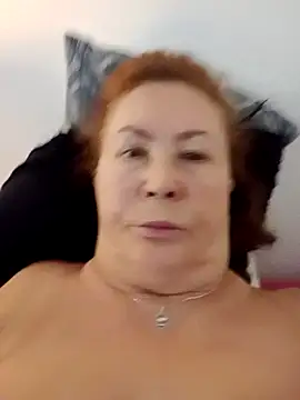 Snapshot of Hottie-Mom chatting on September 2025 07:23:01 AM Hottie-Mom online show from September 2025 07:23:01 AM