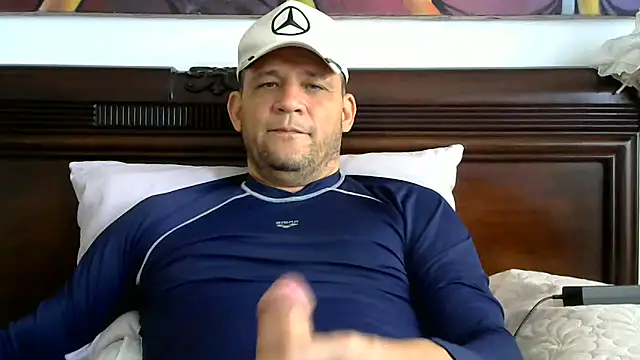 Snapshot of altenori112 chatting on December 2024 08:23:02 PM altenori112 online show from December 2024 08:23:02 PM