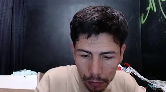 dannnyhot24 online show from December 2024 07:11:02 PM