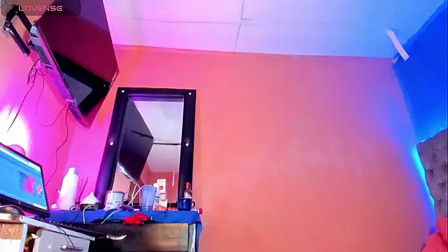 Sammybitchx online show from October 2025 09:26:02 PM