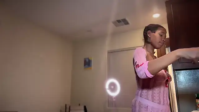 Cum2Charm online show from January 2026 05:21:01 AM