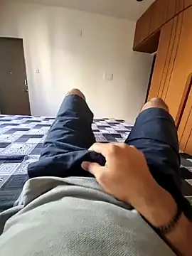 Snapshot of YourPersonall chatting on December 2024 09:33:02 AM YourPersonall online show from December 2024 09:33:02 AM