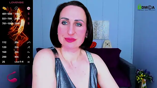 Snapshot of Nia_Smithh chatting on March 2025 01:07:01 PM Nia Smithh online show from March 2025 01:07:01 PM