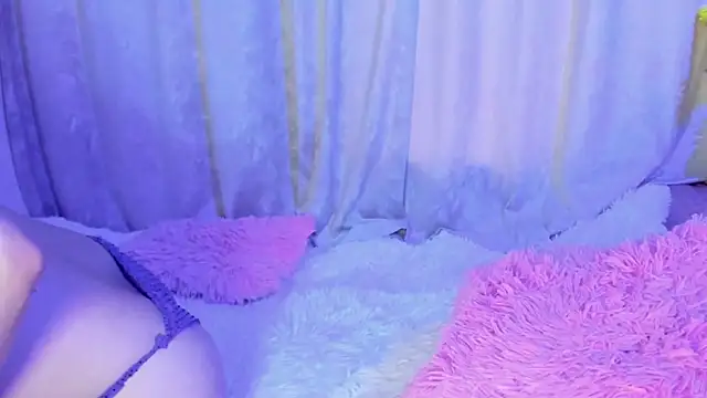 Mia Wintermood online show from March 2025 12:28:01 PM