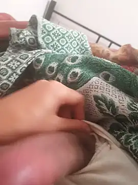 Snapshot of Ummfuss1 chatting on December 2024 02:44:01 PM Ummfuss1 online show from December 2024 02:44:01 PM