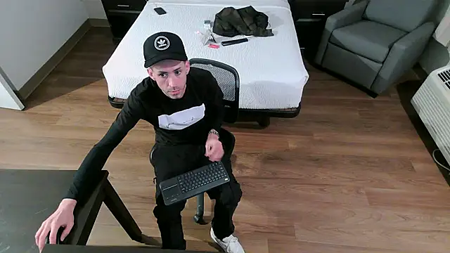 smokenstrokex online show from January 2026 01:33:02 AM