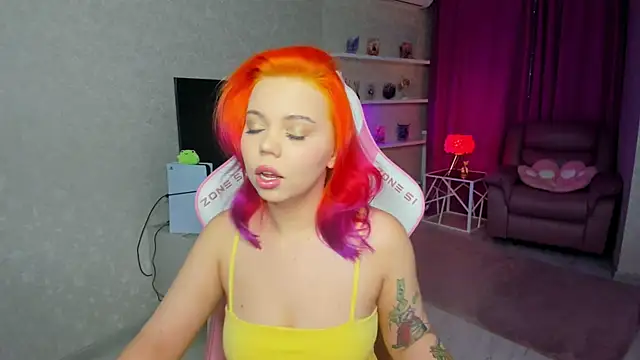EnergyBunny 1 online show from April 2026 05:17:01 PM