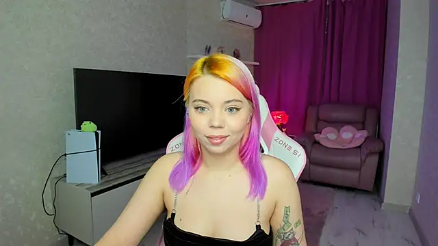 EnergyBunny 1 online show from May 2026 07:22:01 PM