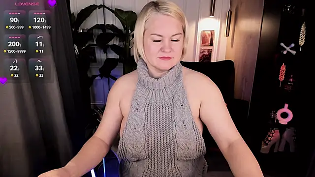 YolandaKiss online show from June 2026 08:35:01 PM