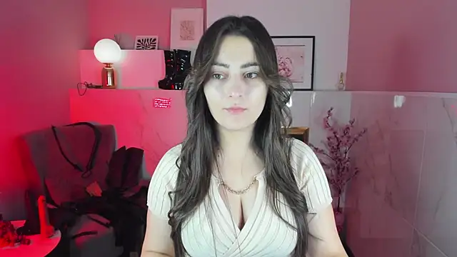 KylieMellow online show from October 2025 05:18:01 AM