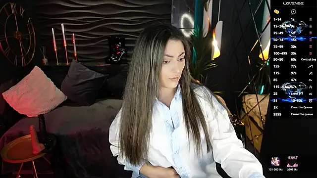 KylieMellow online show from June 2026 01:59:01 PM