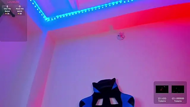 Snapshot of divinesalome chatting on January 2025 10:58:02 PM divinesalome online show from January 2025 10:58:02 PM