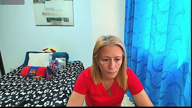 Snapshot of Naty_Stone chatting on January 2025 09:39:02 PM Naty Stone online show from January 2025 09:39:02 PM