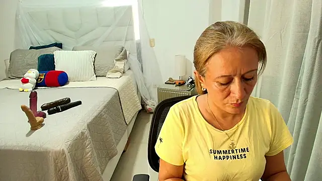 Naty Stone online show from May 2026 09:44:02 PM