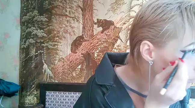 Snapshot of WildMissNiks chatting on February 2025 09:04:01 AM WildMissNiks online show from February 2025 09:04:01 AM