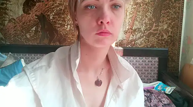 Snapshot of WildMissNiks chatting on February 2025 07:56:01 AM WildMissNiks online show from February 2025 07:56:01 AM