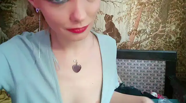 Snapshot of WildMissNiks chatting on February 2025 11:33:01 AM WildMissNiks online show from February 2025 11:33:01 AM