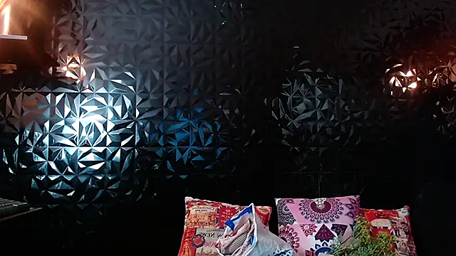 Snapshot of PINK__LOLA1 chatting on September 2025 11:48:02 PM PINK LOLA1 online show from September 2025 11:48:02 PM