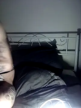 Snapshot of Chrisscousebi chatting on September 2025 12:43:02 PM Chrisscousebi online show from September 2025 12:43:02 PM