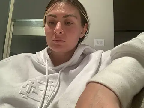 Snapshot of Alyssa_rhoades chatting on January 2025 08:00:01 AM Alyssa rhoades online show from January 2025 08:00:01 AM