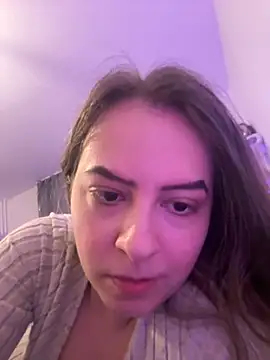 Snapshot of eleonoree chatting on December 2025 05:01:01 AM eleonoree online show from December 2025 05:01:01 AM