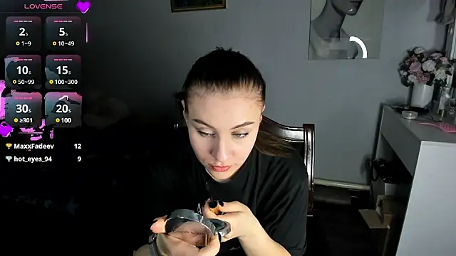 KindKristy online show from March 2025 11:05:01 AM